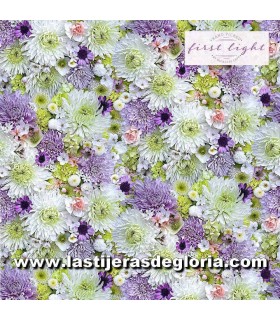 Hand Picket - First Light Tela flores fotorrealistas blanco-lavanda First Light de Maywood Studio