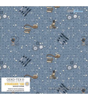 Tela motivos costura sobre azul Bobbins and Blooms de Stof Fabrics